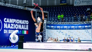 final6 f fabriano piergentili anna   clavette sfe06168 copia simone ferraro ph copia